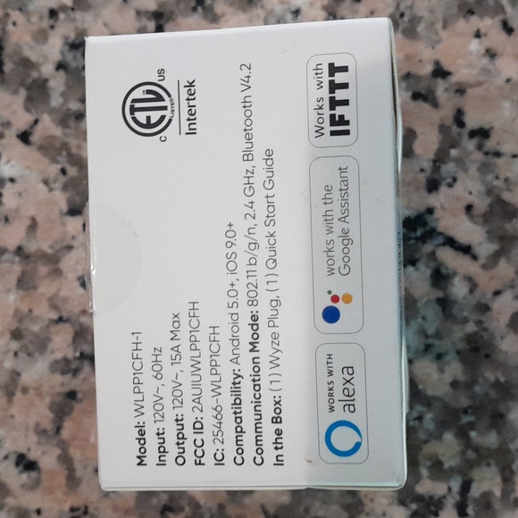 Wyze smart plug - Picture 3 of 4
